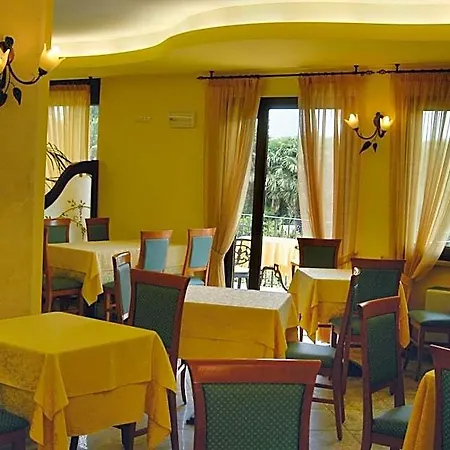Smeraldo 3* Lazise