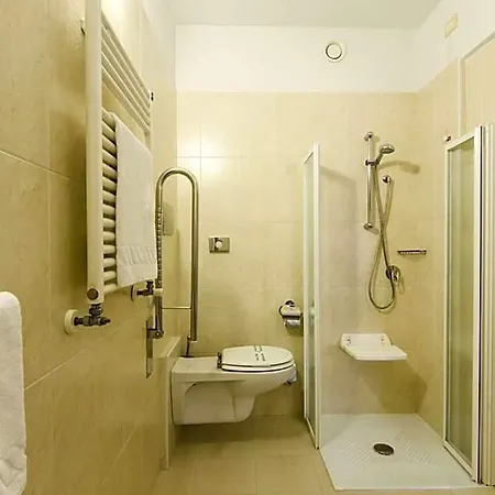 Smeraldo Hotel 3*