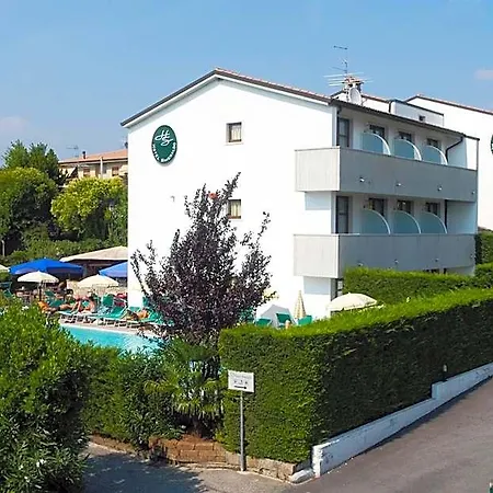 Hotel Smeraldo 3*
