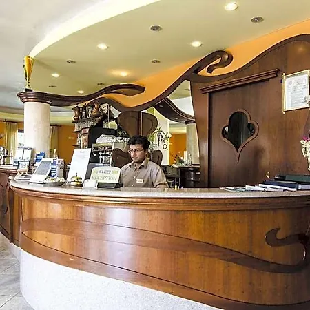 Smeraldo 3* Lazise