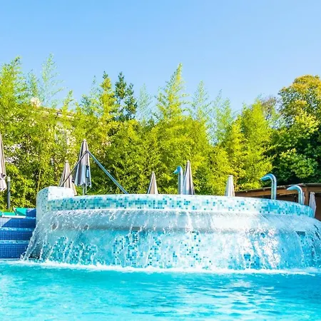 Smeraldo فندق 3*